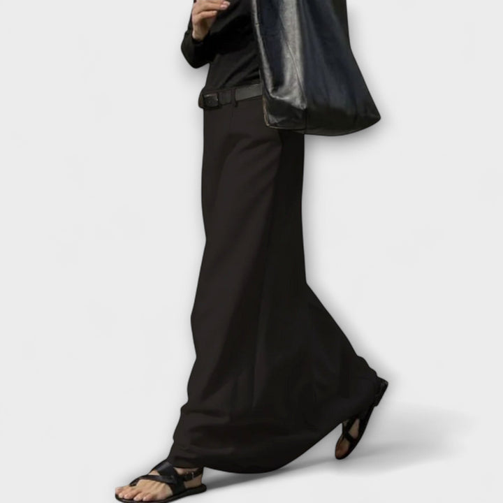 Emma – Jupe Droite Urbaine