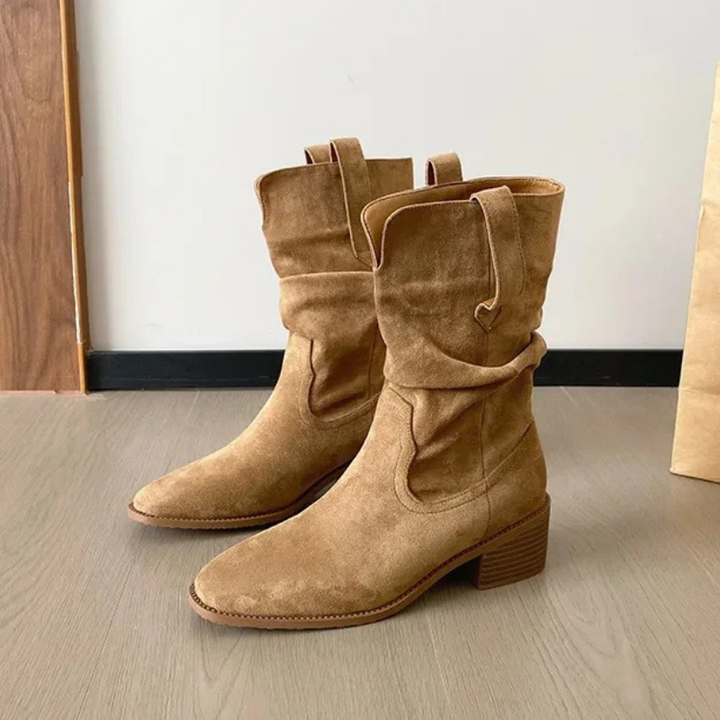Amura – Botte western en daim