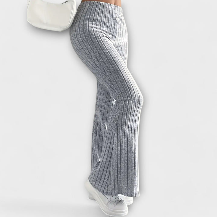 Jennifer – Pantalon Évasé Élégant
